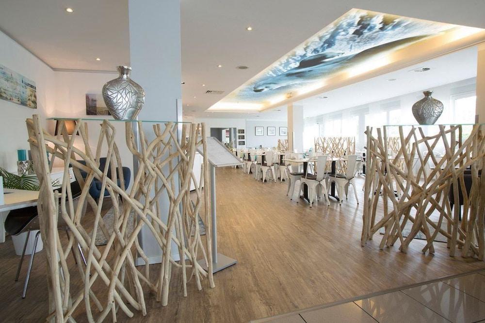 Nautic Hotel Bremerhaven Exterior photo